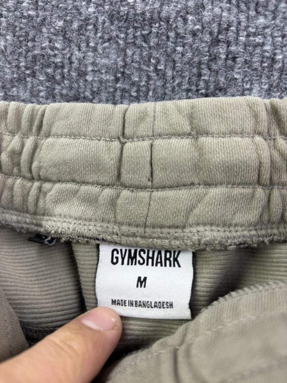 Gymshark Sweatpants Mens Medium 32x29 Beige Joggers Elastic Waist‎ Pockets Logo